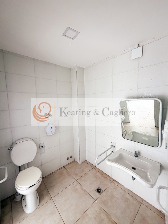 Local - Apto profesionales de la salud